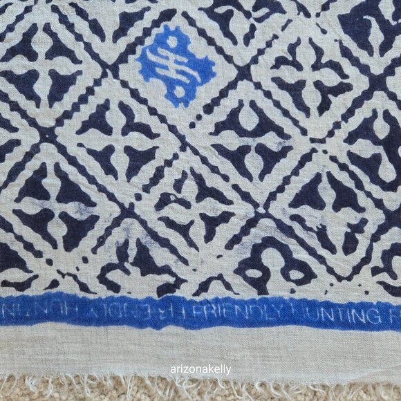 Friendly Hunting Cashmere Stole Eyes of Marrakesh - Picture 6 of 16